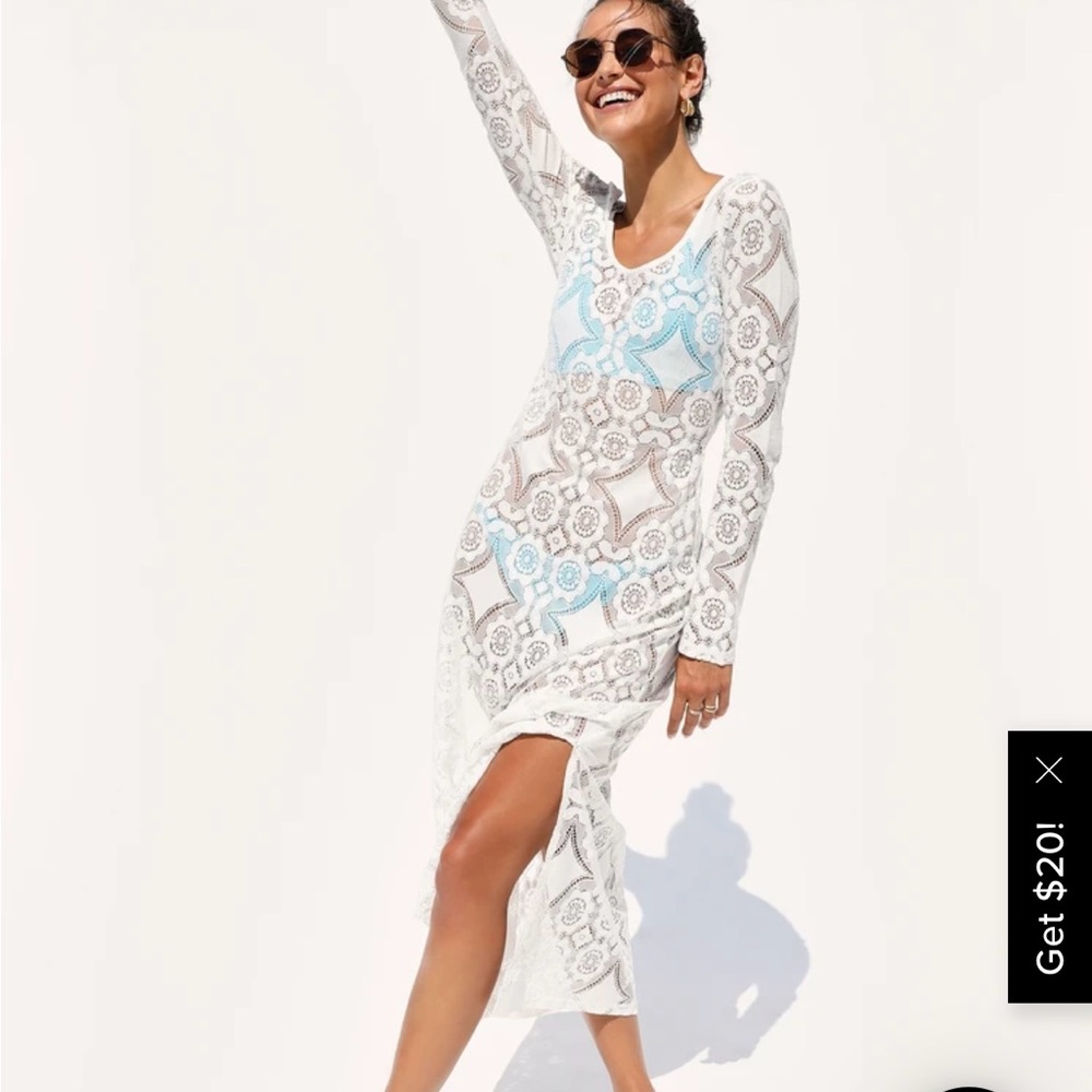 Lulu's White and Blue Lace Swim Cover-Up